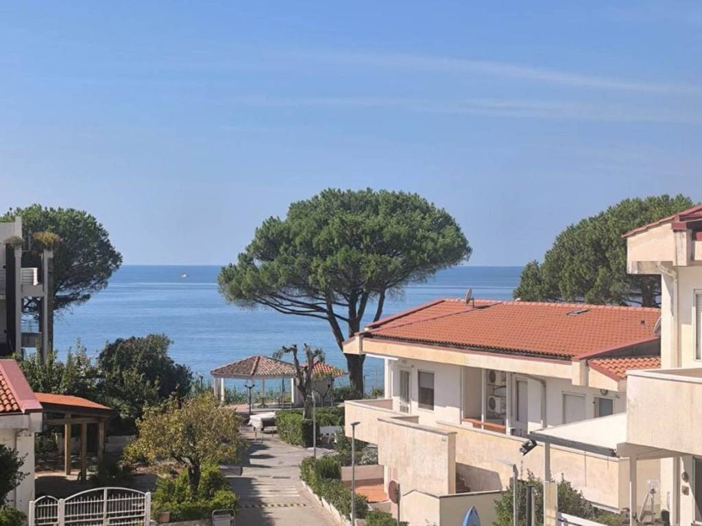 appartamento in vendita a Montecorice in zona Agnone