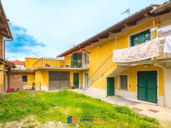 casa indipendente in vendita a Cherasco