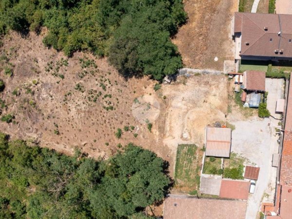 casa indipendente in vendita a Cherasco in zona Roreto
