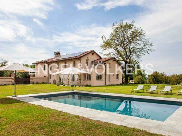 casa indipendente in vendita a Cherasco