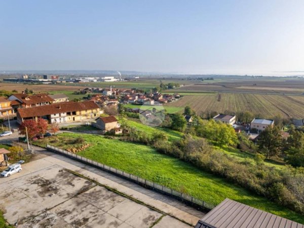 terreno agricolo in vendita a Cherasco in zona Cappellazzo