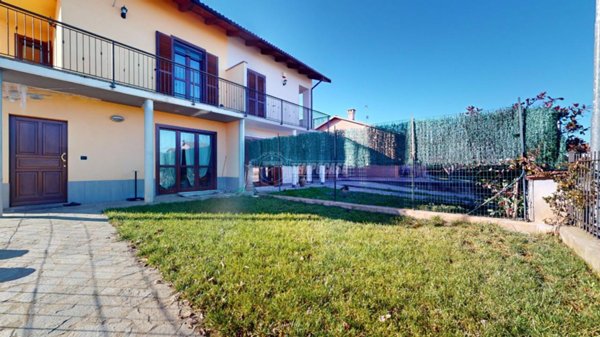 casa indipendente in vendita a Cherasco in zona Cappellazzo