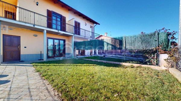 casa indipendente in vendita a Cherasco in zona Cappellazzo