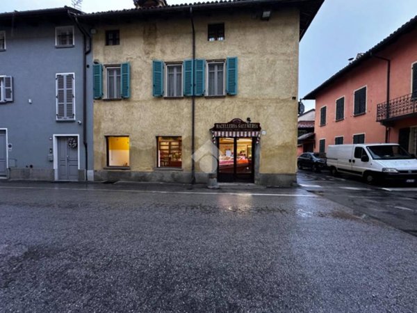negozio in vendita a Cherasco