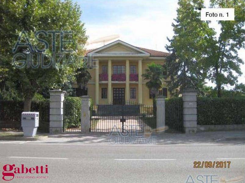 casa indipendente in vendita a Cherasco