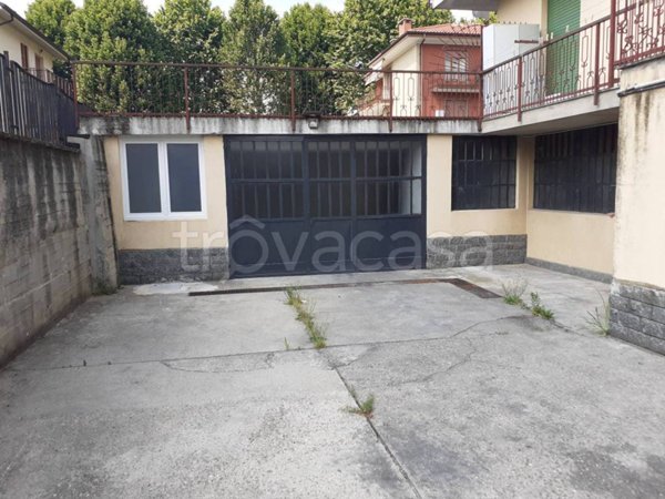 locale commerciale in vendita a Cherasco