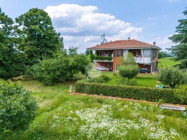 casa indipendente in vendita a Cherasco