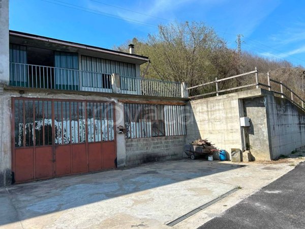 locale commerciale in vendita a Cherasco