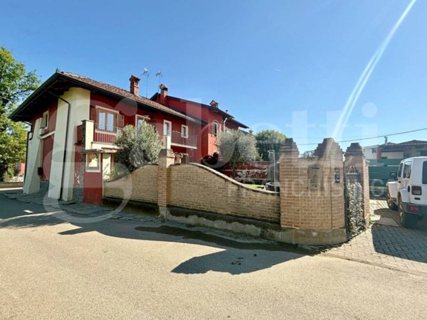 casa indipendente in vendita a Cherasco in zona Cappellazzo