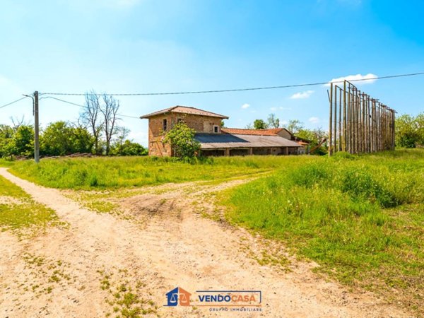casa indipendente in vendita a Cherasco