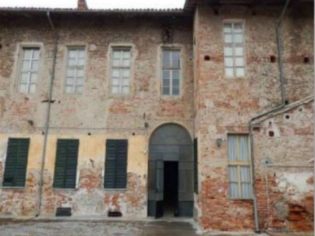 intera palazzina in vendita a Cherasco