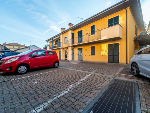 appartamento in vendita a Cherasco in zona Roreto