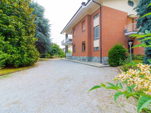 casa indipendente in vendita a Cherasco