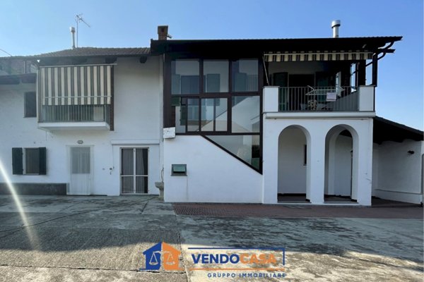 casa indipendente in vendita a Cherasco