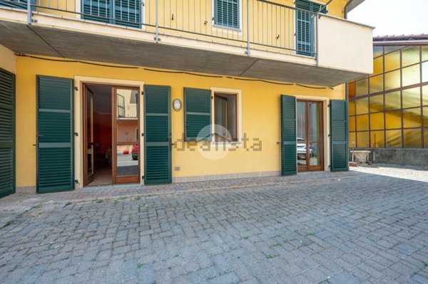 appartamento in vendita a Cherasco in zona Roreto