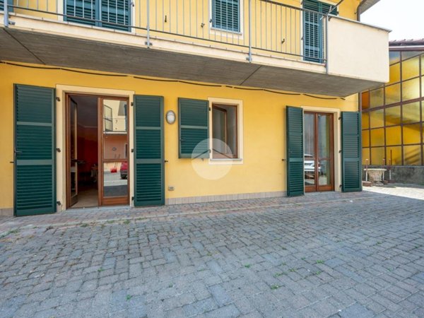 appartamento in vendita a Cherasco in zona Roreto