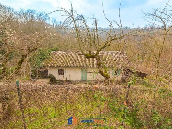 casale in vendita a Cherasco