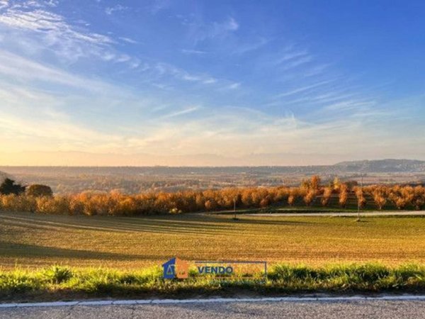 casa indipendente in vendita a Cherasco