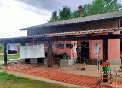casa indipendente in vendita a Cherasco