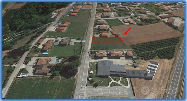 casa indipendente in vendita a Cherasco