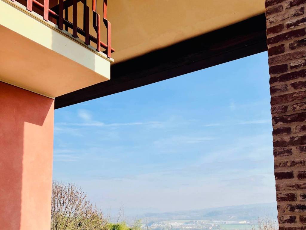 casa indipendente in vendita a Cherasco