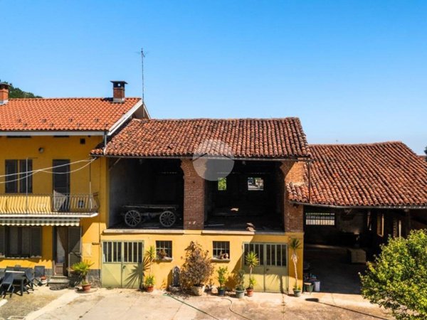 casa indipendente in vendita a Cherasco in zona Cappellazzo