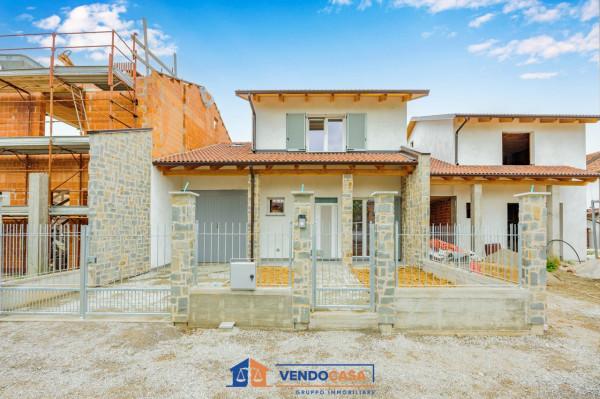 casa indipendente in vendita a Cherasco