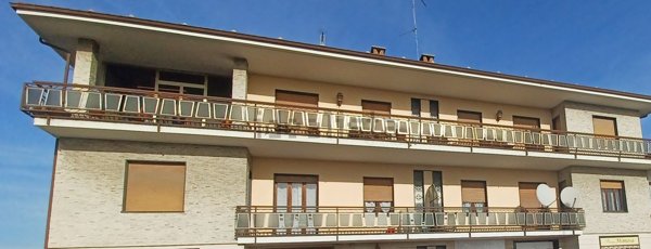 appartamento in vendita a Cherasco in zona Roreto