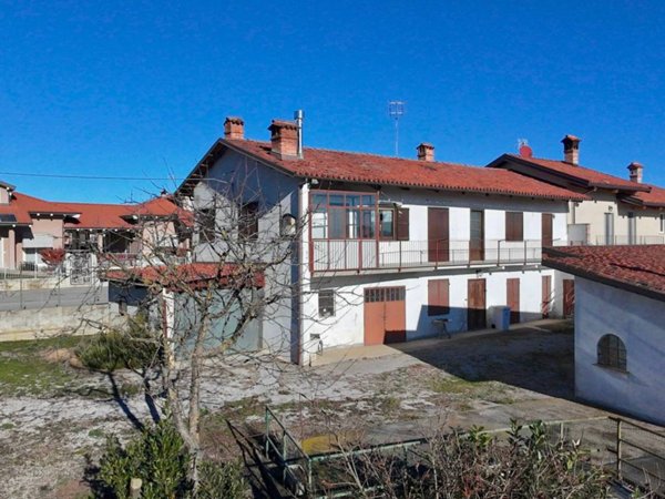 casa indipendente in vendita a Cherasco
