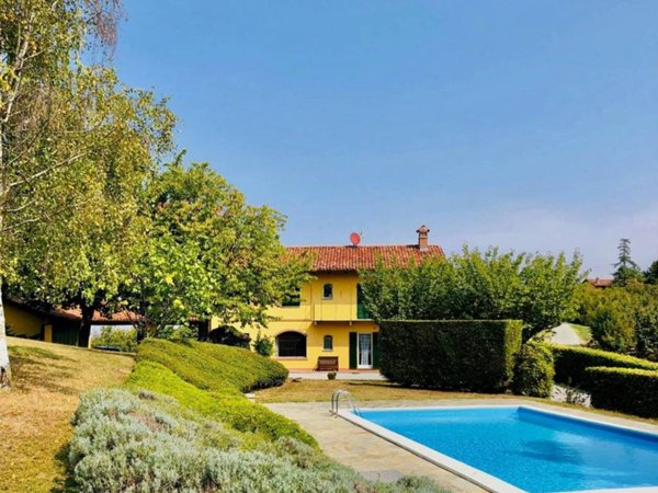 casa indipendente in vendita a Cherasco in zona San Bartolomeo