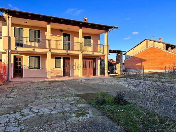 casa indipendente in vendita a Cherasco in zona Cappellazzo