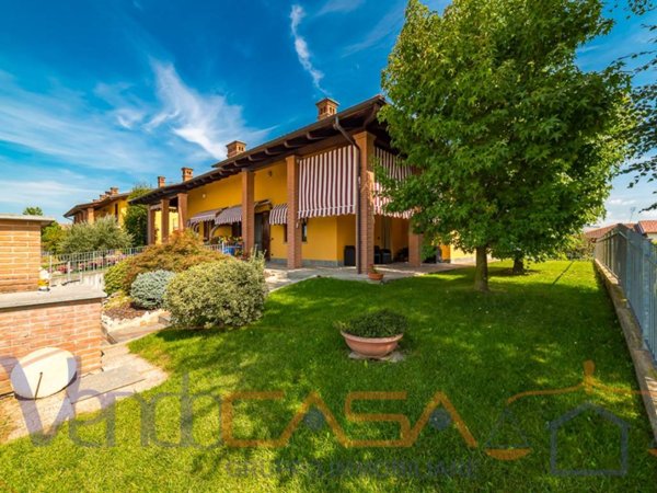 casa indipendente in vendita a Cherasco