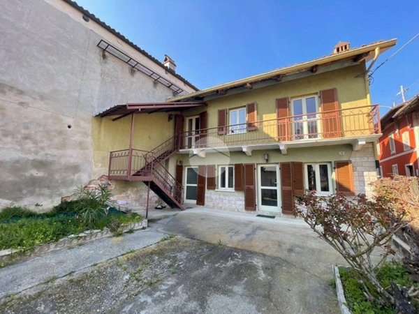 casa indipendente in vendita a Cherasco in zona San Bartolomeo