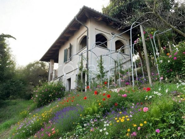 casa indipendente in vendita a Cherasco