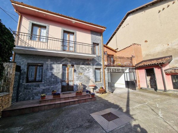 casa indipendente in vendita a Cherasco