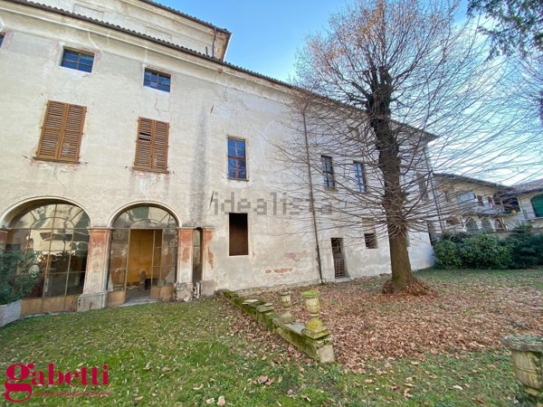 casa indipendente in vendita a Cherasco