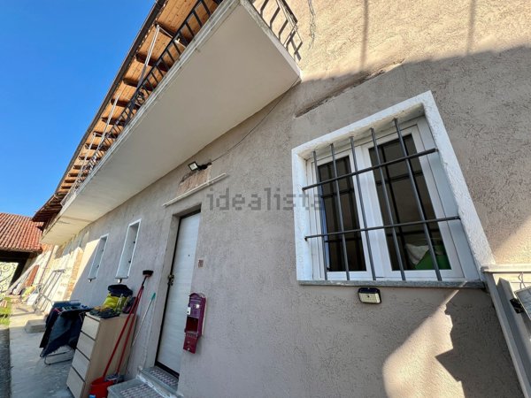 casa indipendente in vendita a Cherasco