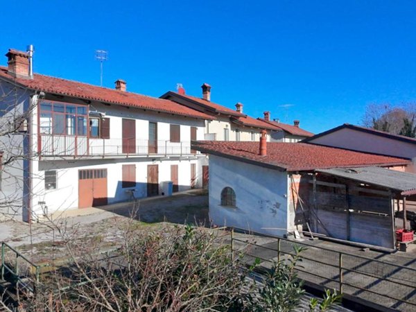 casa indipendente in vendita a Cherasco