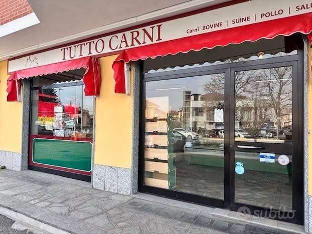 negozio in vendita a Cherasco in zona Roreto