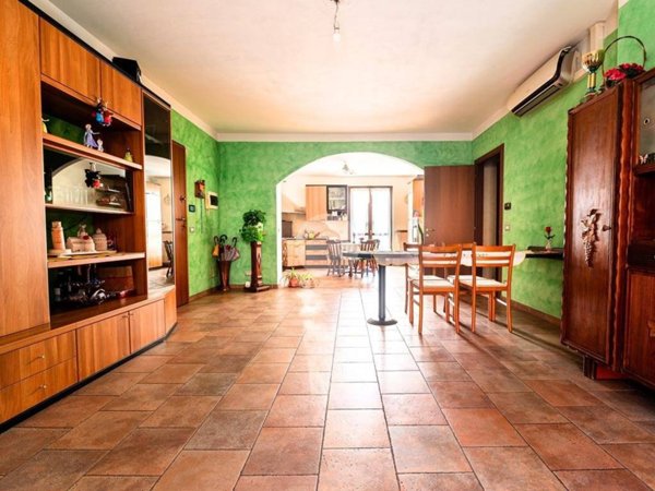 appartamento in vendita a Cherasco in zona Roreto