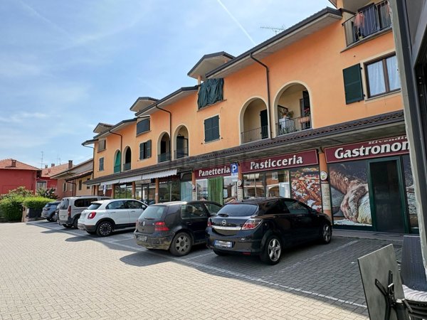 appartamento in vendita a Cherasco in zona Roreto