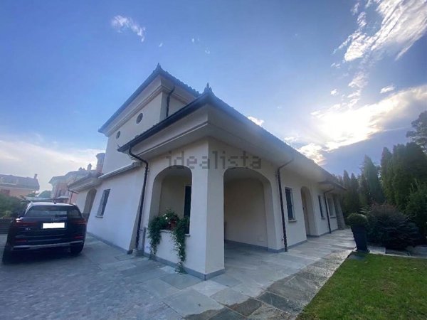 casa indipendente in vendita a Cherasco
