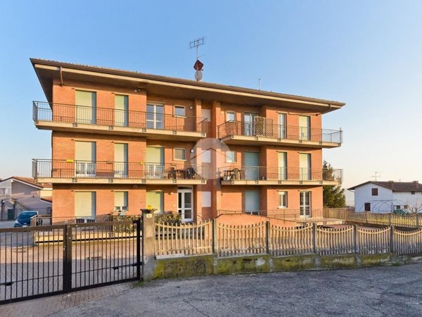appartamento in vendita a Cherasco in zona Roreto