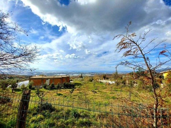 casa indipendente in vendita a Montecorvino Pugliano in zona Santa Tecla