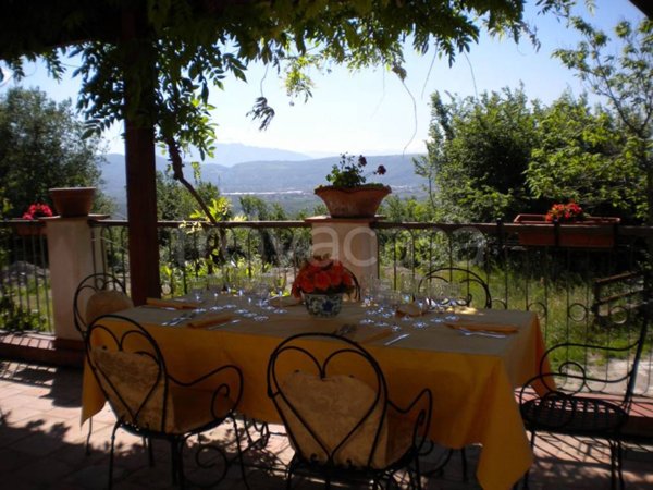 negozio in vendita a Montecorvino Pugliano