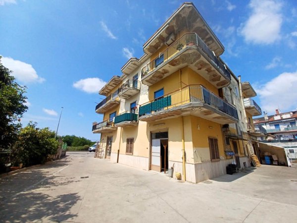 appartamento in vendita a Montecorvino Pugliano in zona Pagliarone