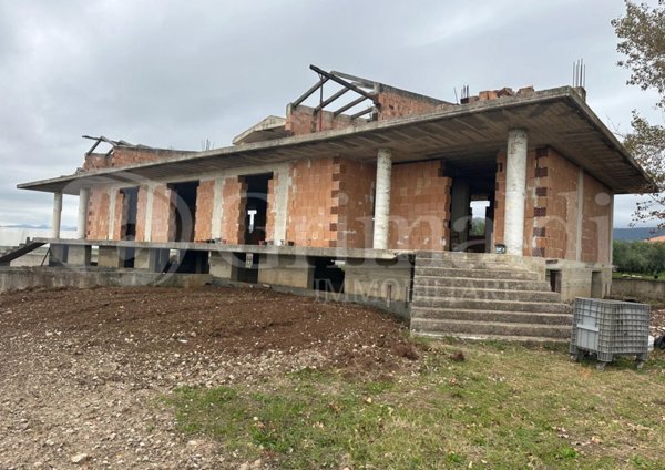 casa indipendente in vendita a Montecorvino Pugliano