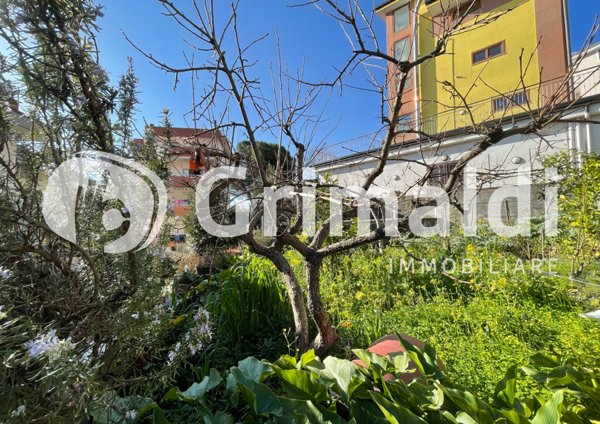 appartamento in vendita a Montecorvino Pugliano