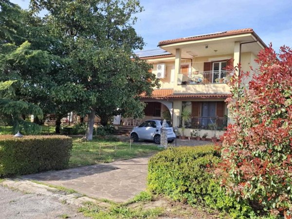 appartamento in vendita a Montecorvino Pugliano