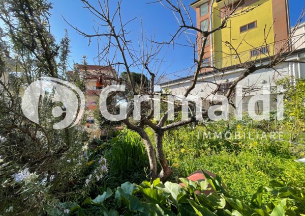 appartamento in vendita a Montecorvino Pugliano in zona Pugliano